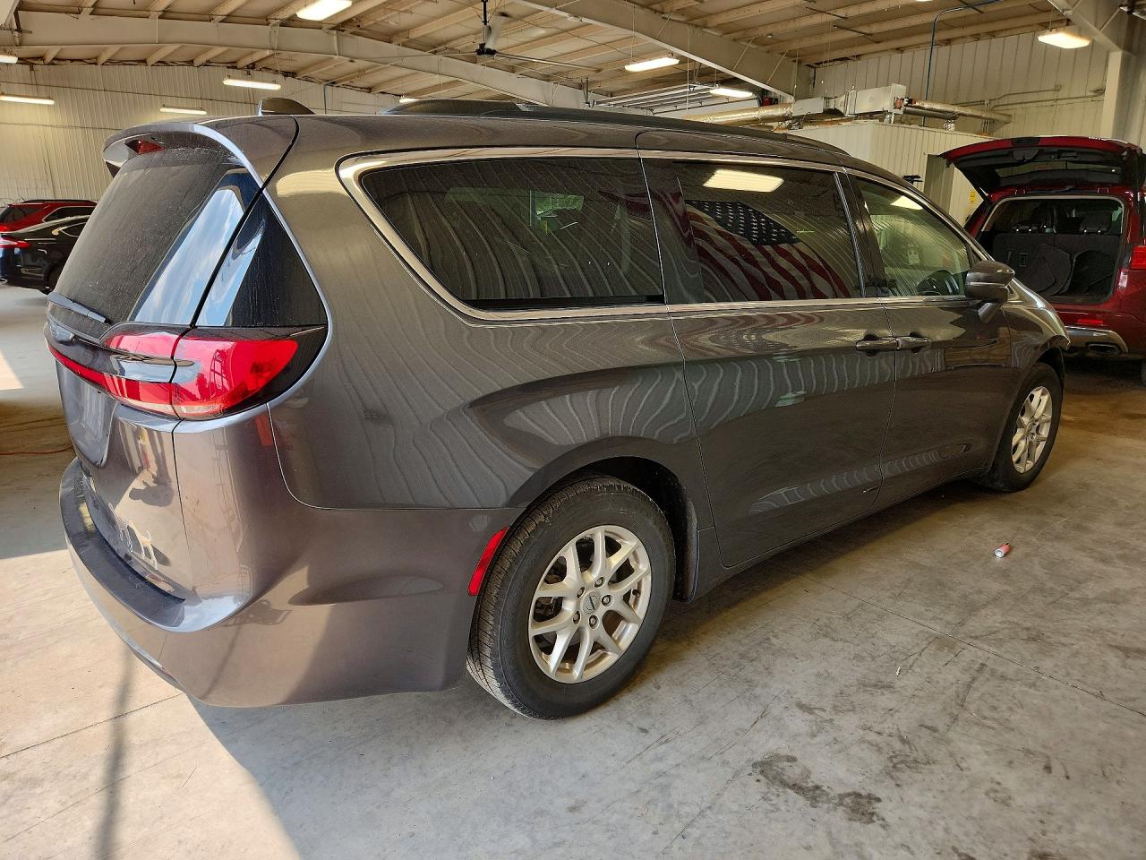 2C4RC1BG4NR170051 · 2022 CHRYSLER PACIFICA · 3/13