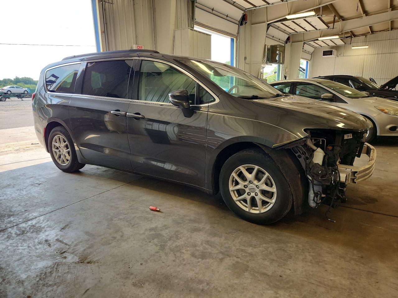 2C4RC1BG4NR170051 · 2022 CHRYSLER PACIFICA · 4/13