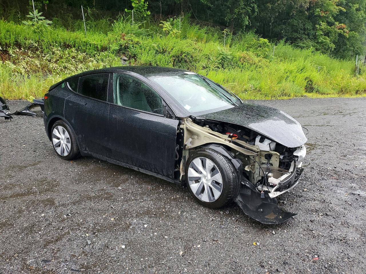7SAYGDEE3PA184355 · 2023 TESLA MODEL Y · 4/14