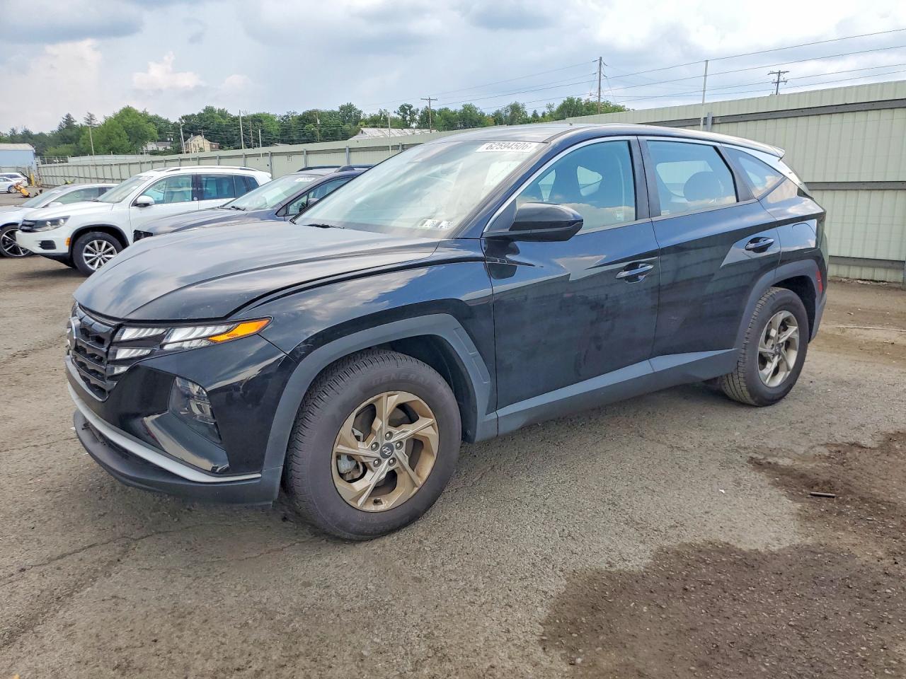 5NMJA3AE0NH005865 · 2022 HYUNDAI TUCSON