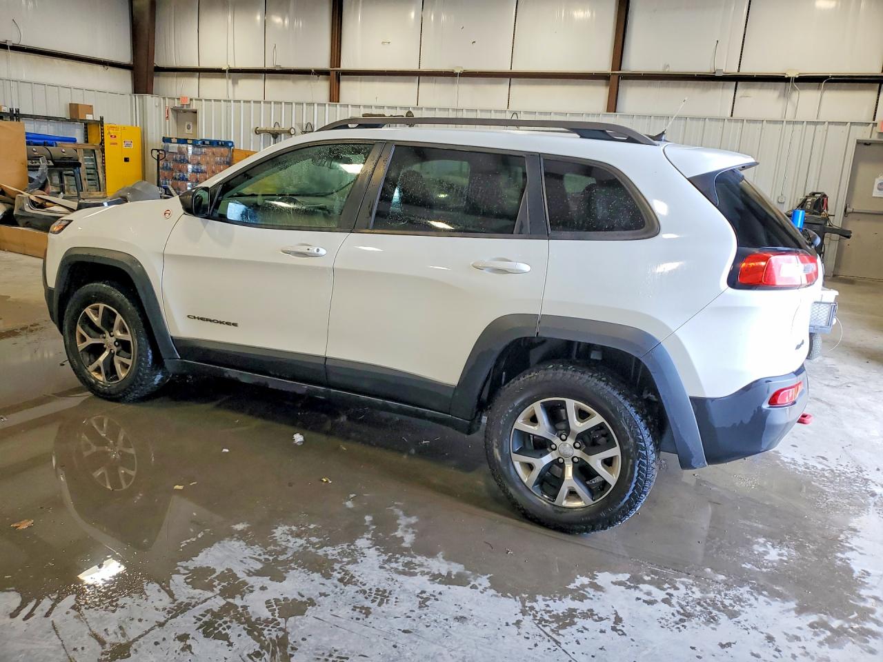1C4PJMBS5EW308450 · 2014 JEEP CHEROKEE · 2/13