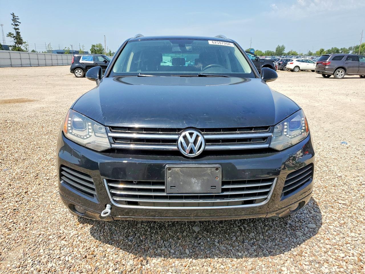 WVGEF9BP1CD011777 · 2012 VOLKSWAGEN TOUAREG · 5/13