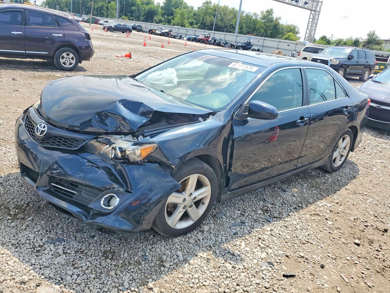 4T1BF1FK4EU793093 · 2014 TOYOTA CAMRY