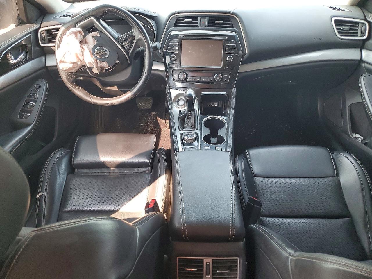 1N4AA6AP1HC412833 · 2017 NISSAN MAXIMA · 8/12