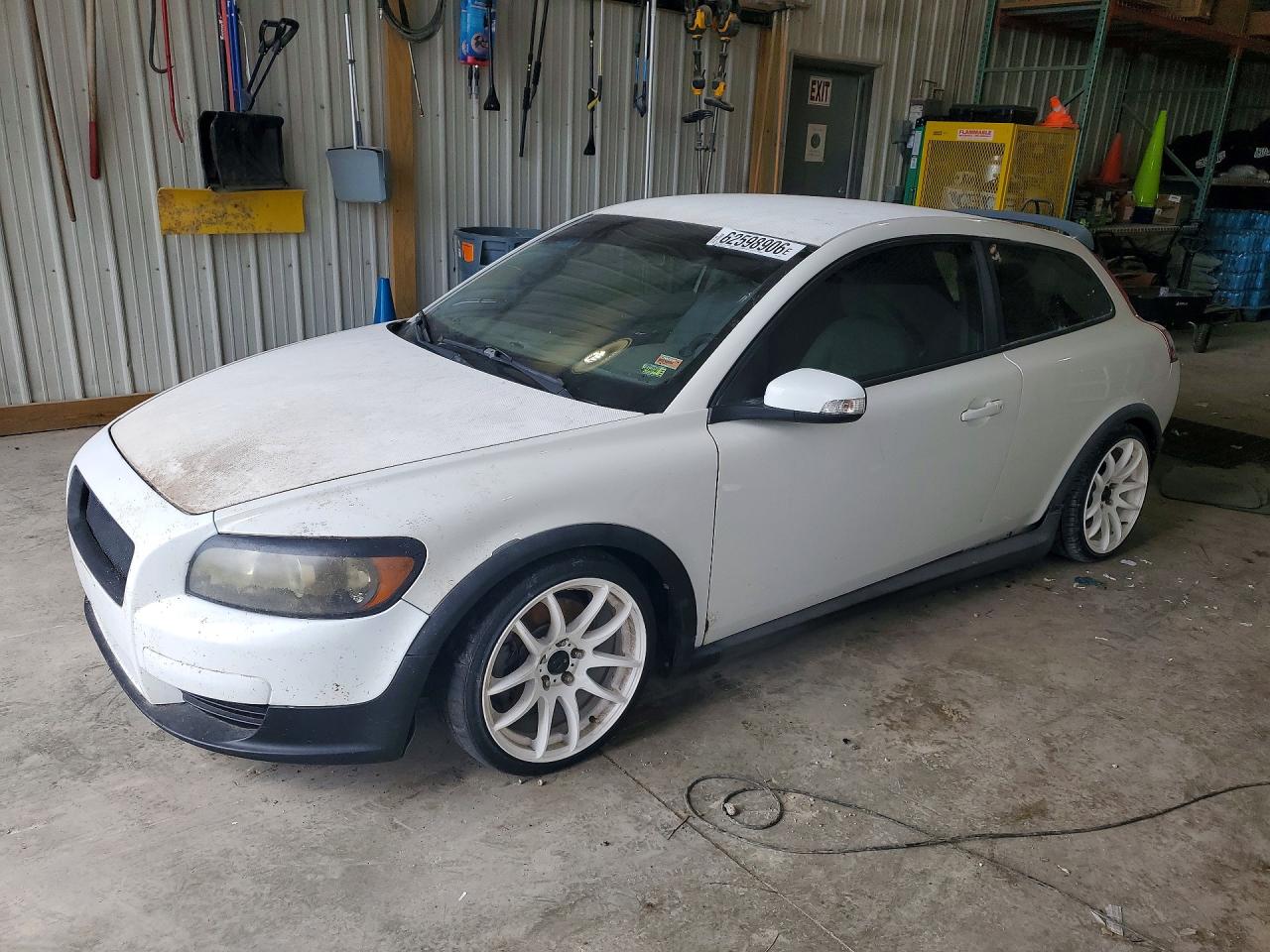 YV1MK672182051846 · 2008 VOLVO C30
