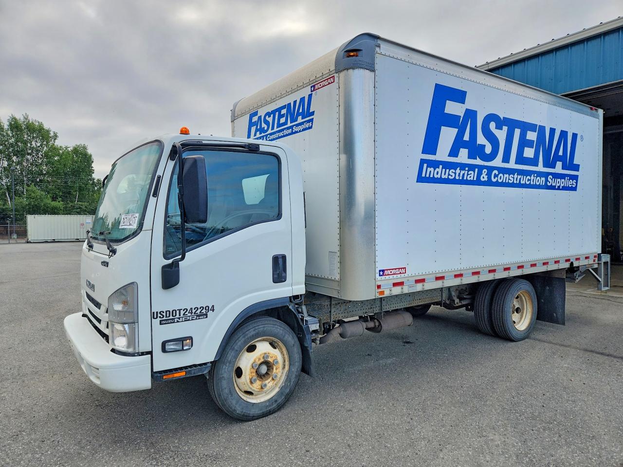 2018 ISUZU NPR HD