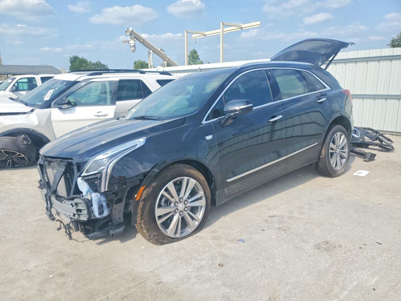 1GYKNDRS7TZ100757 · 2026 CADILLAC XT5