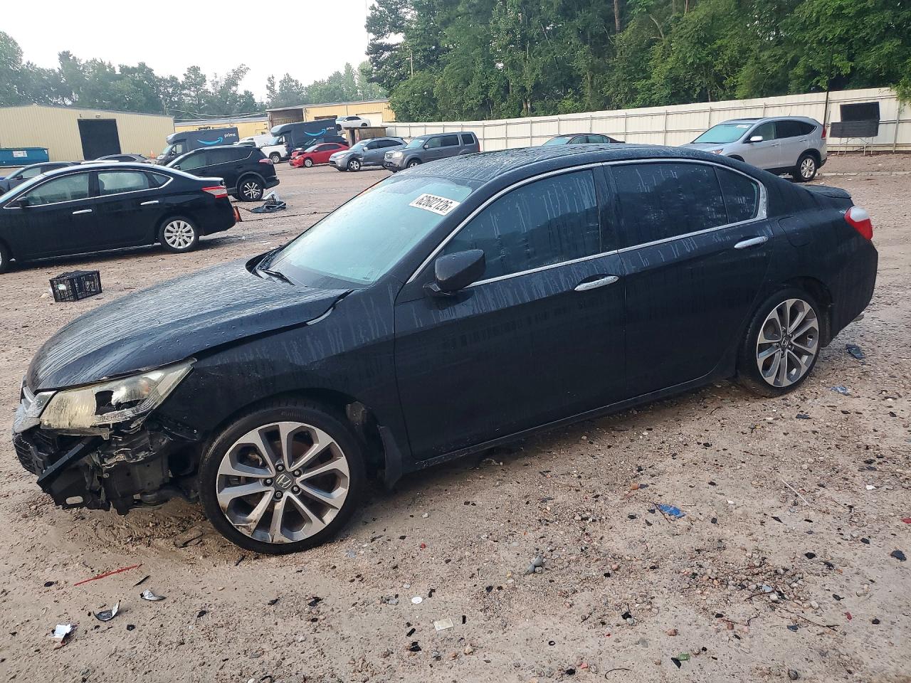 1HGCR2F50FA138210 · 2015 HONDA ACCORD