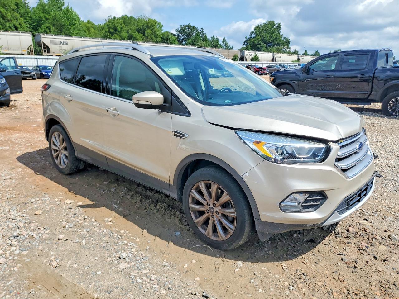1FMCU9J91HUC18581 · 2017 FORD ESCAPE · 4/12