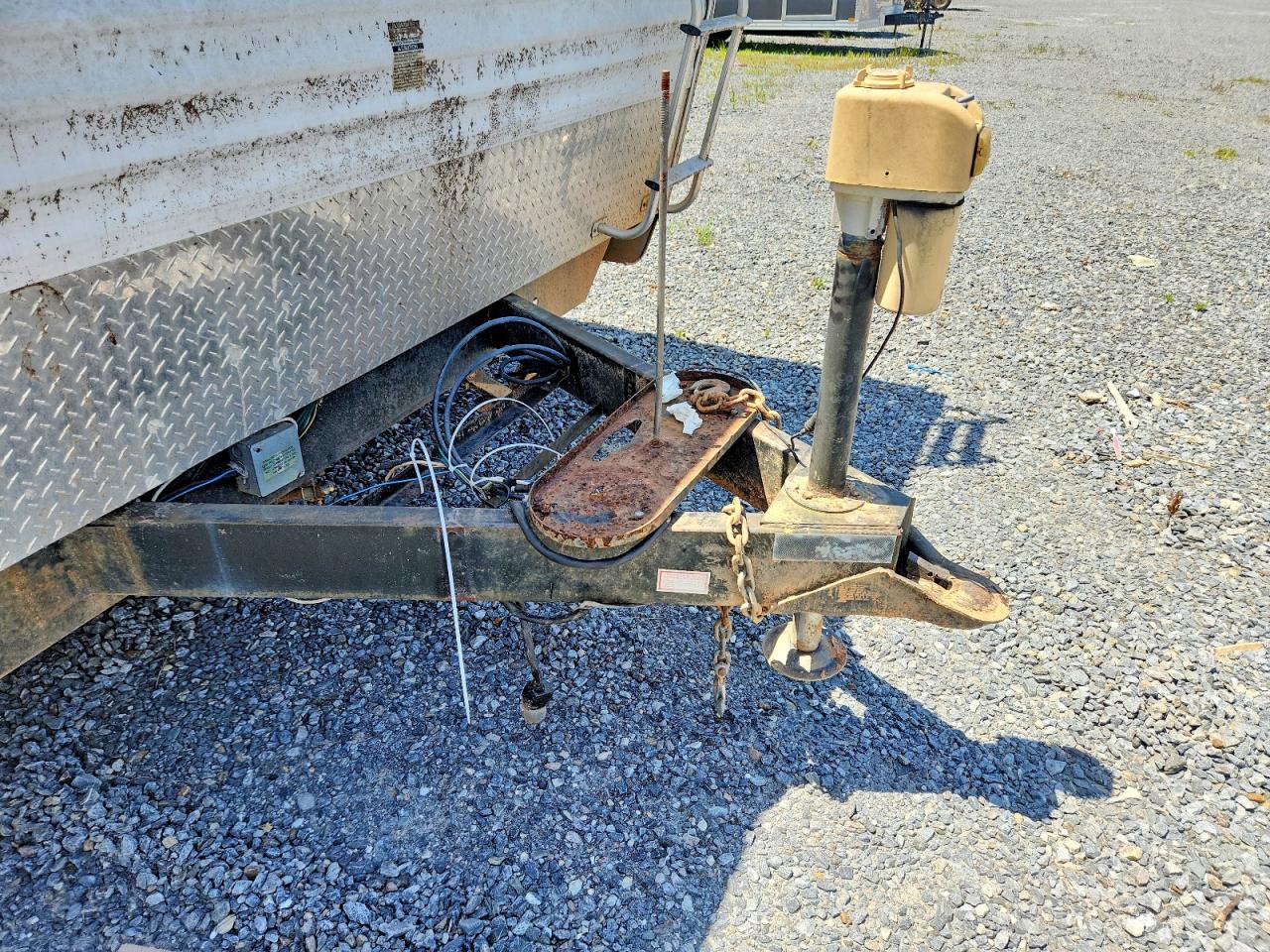 1UJBJSBP9B1VY0101 · 2011 JAYCO OCTANE · 8/9