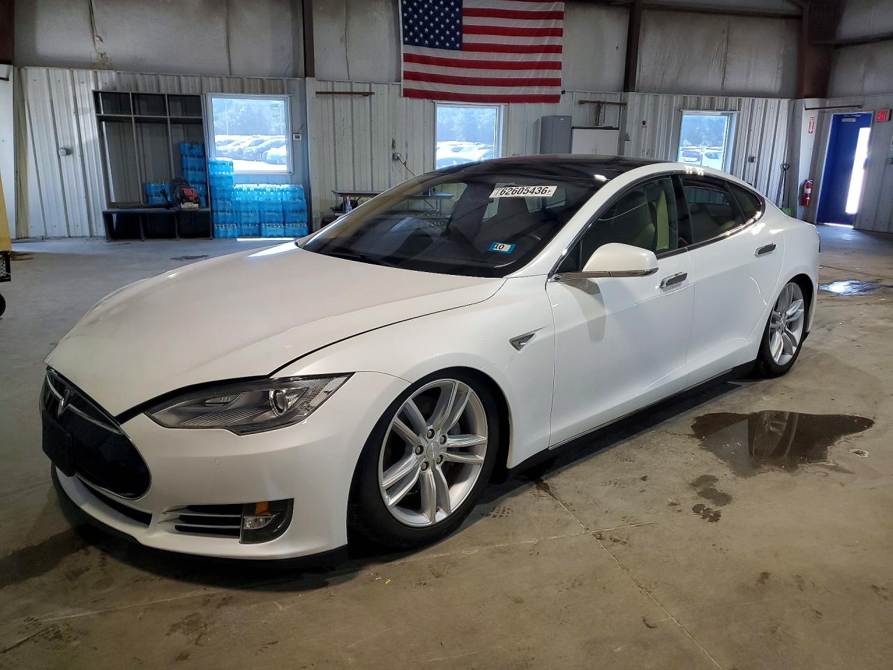 5YJSA1H12EFP45883 · 2014 TESLA MODEL S