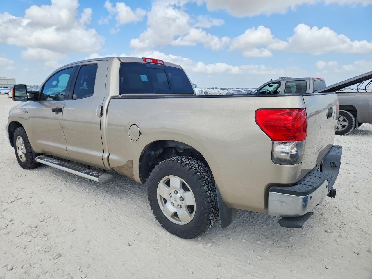 5TFRV54128X039930 · 2008 TOYOTA TUNDRA · 2/12
