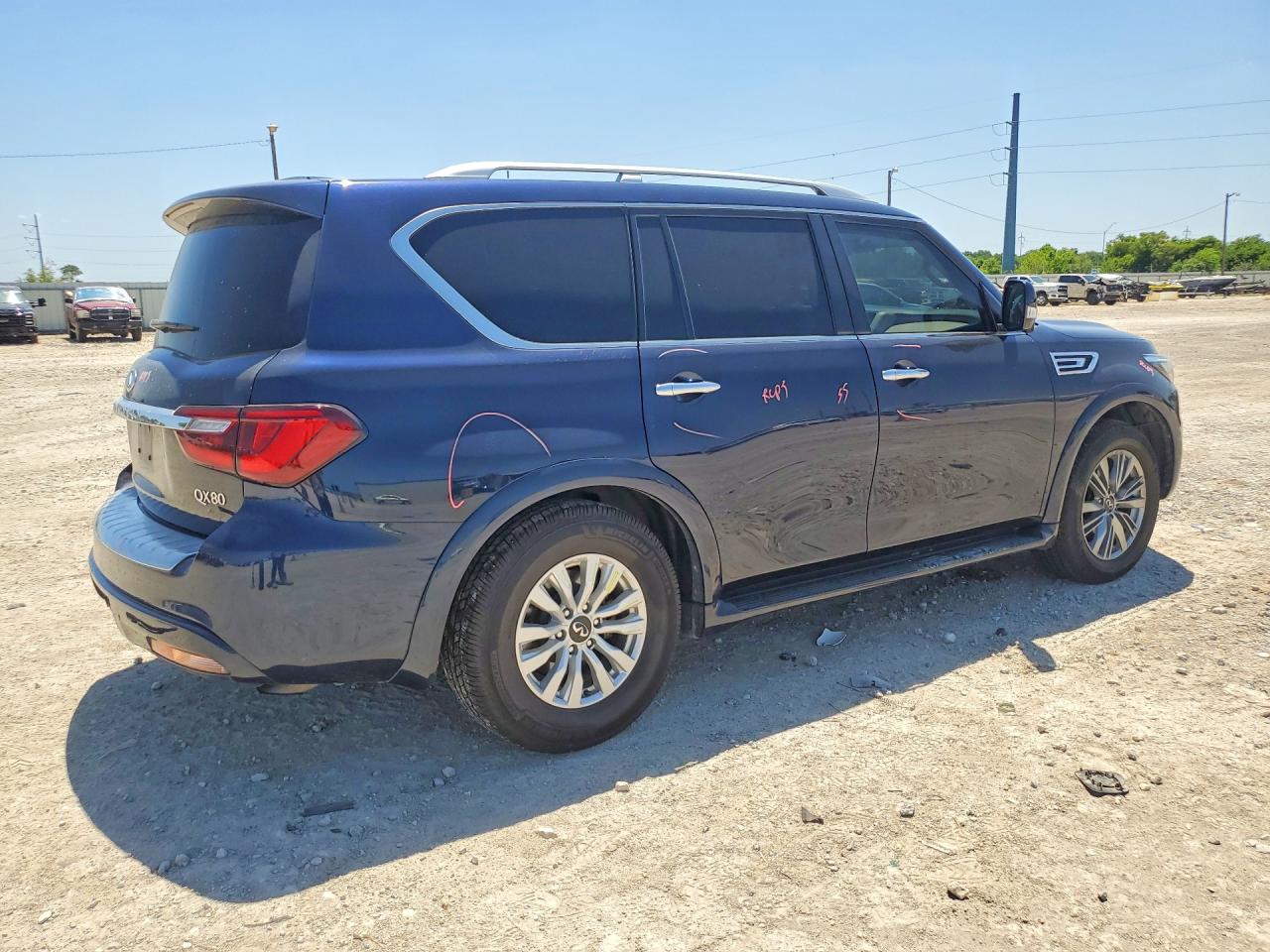 JN8AZ2AF7M9717607 · 2021 INFINITI QX80 · 3/14