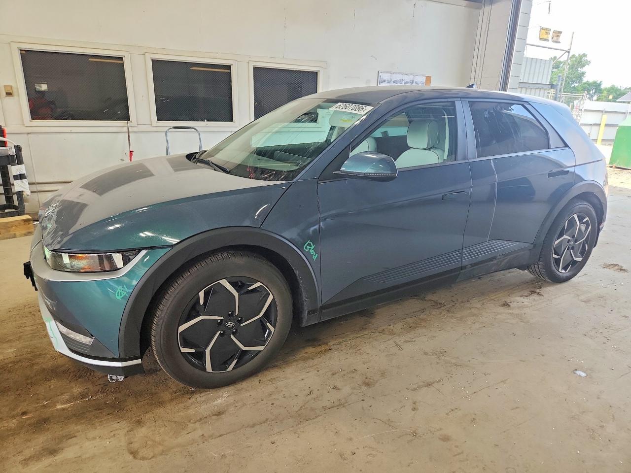 KM8KNDAFXPU186942 · 2023 HYUNDAI IONIQ 5