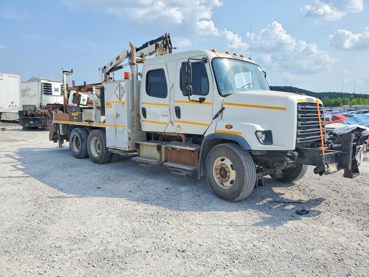 3ALHG5CY0EDFW6436 · 2014 FREIGHTLINER 108SD · 4/14