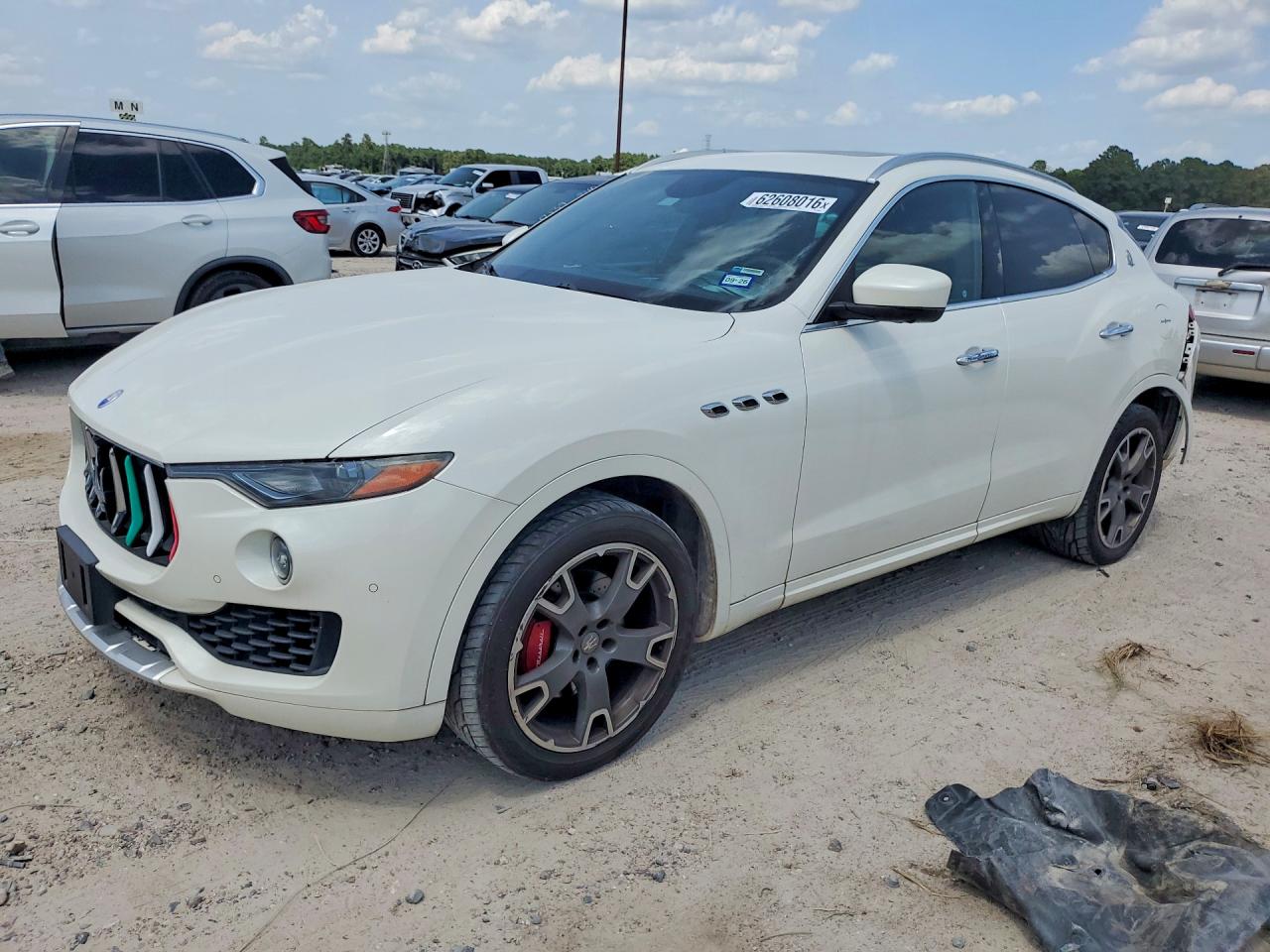 ZN661XUL9HX260659 · 2017 MASERATI LEVANTE