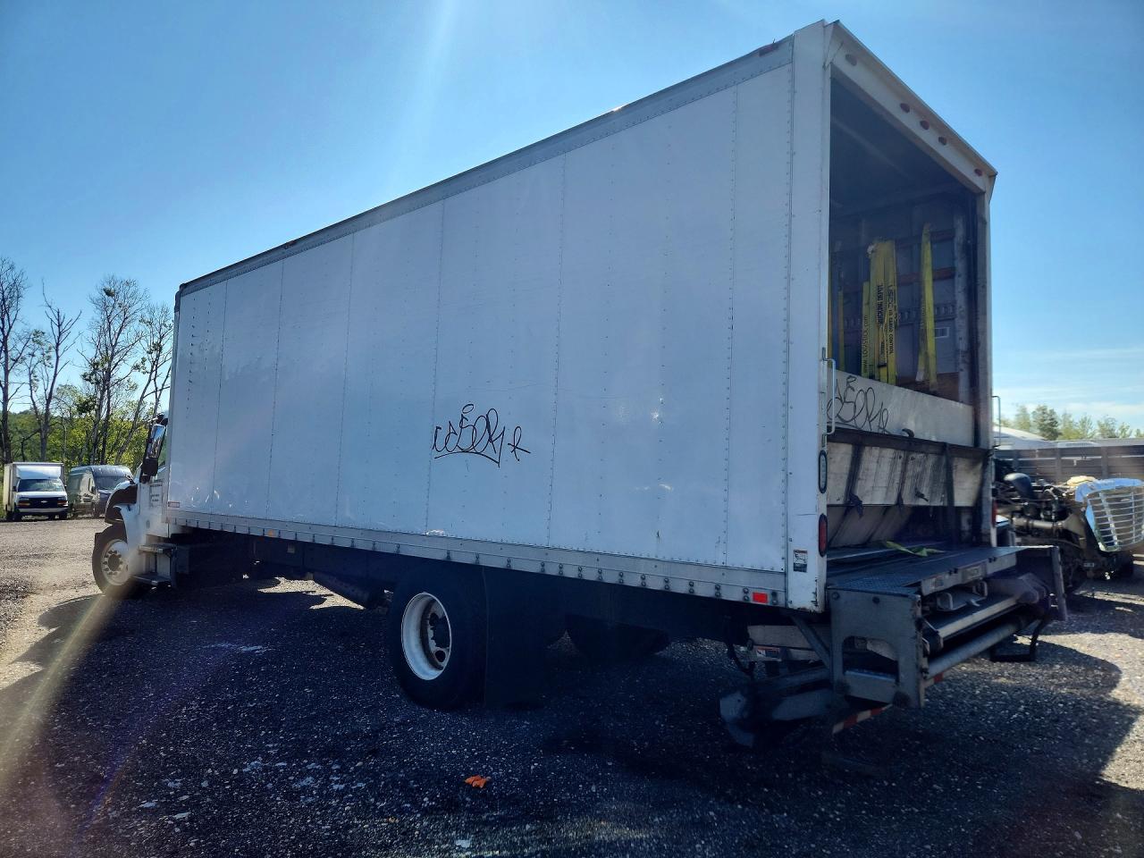 3ALACWDT7FDGE5685 · 2015 FREIGHTLINER M2 · 2/12