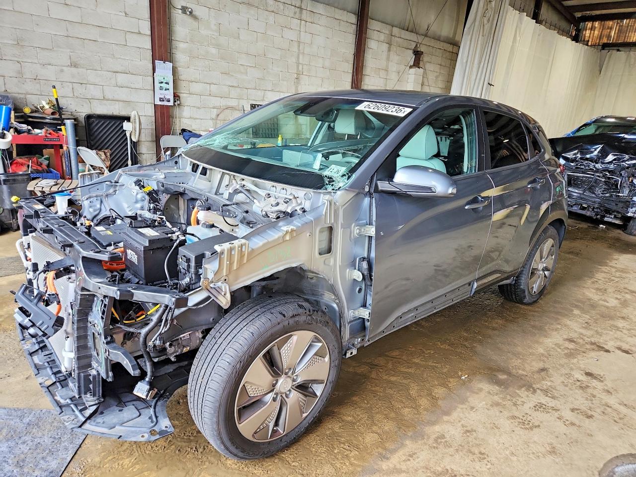 KM8K53AG7MU100517 · 2021 HYUNDAI KONA
