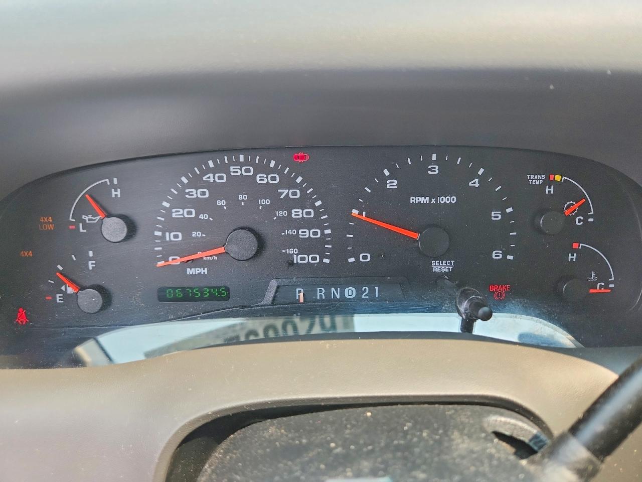 1FTNF21L02EA10140 · 2002 FORD F250 · 9/12