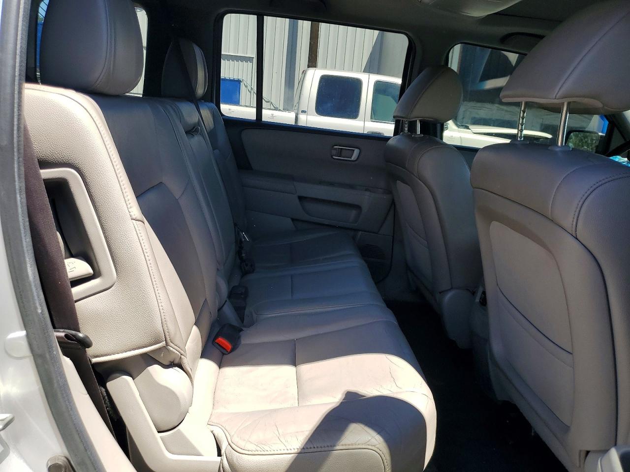 5FNYF4H59DB042571 · 2013 HONDA PILOT · 11/13
