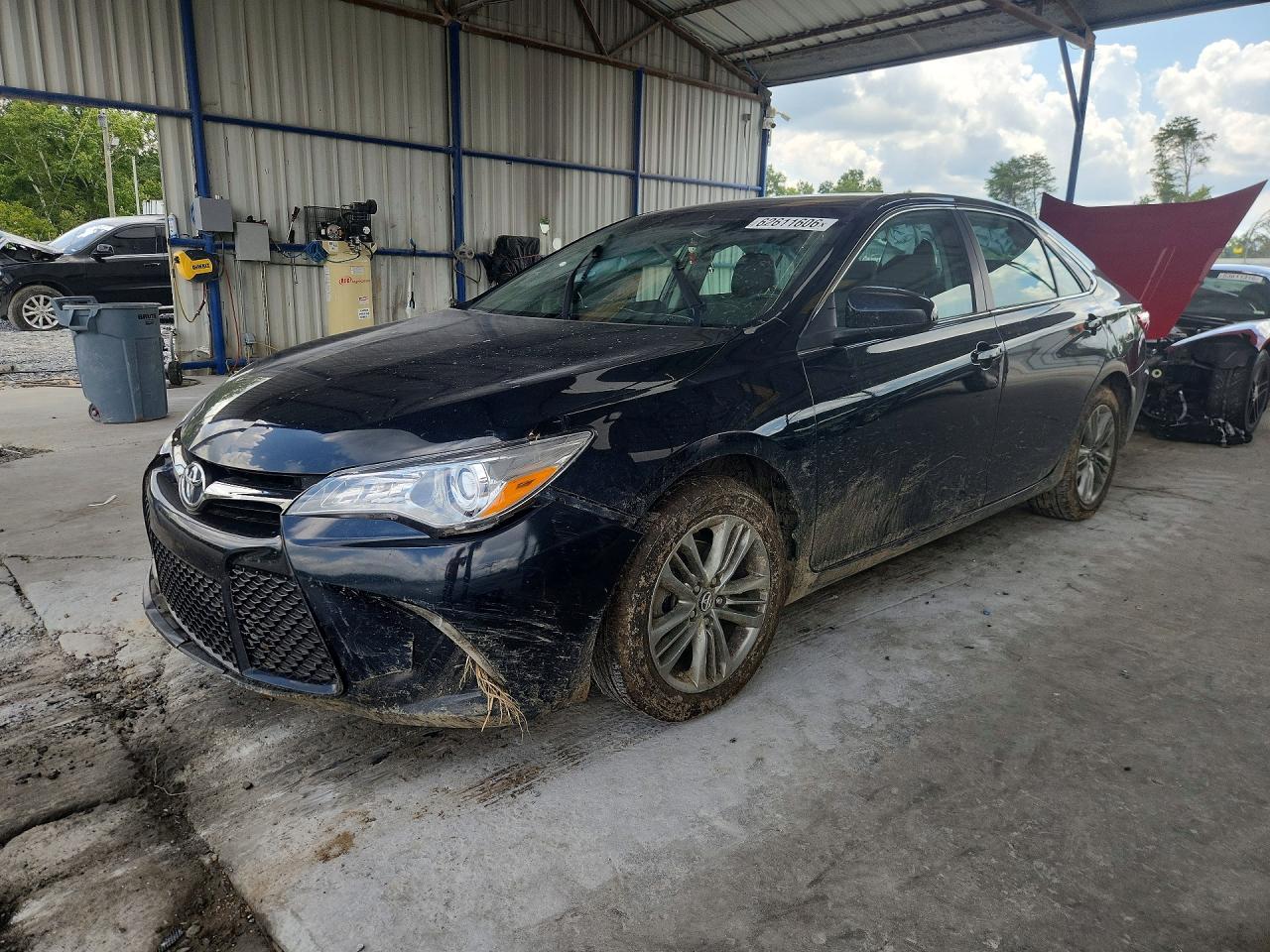 4T1BF1FK2HU319566 · 2017 TOYOTA CAMRY
