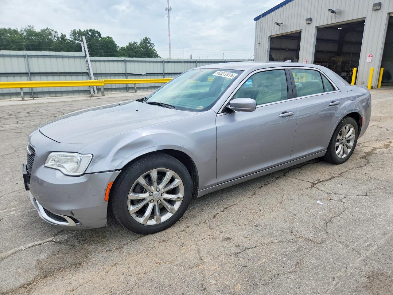 2017 CHRYSLER 300