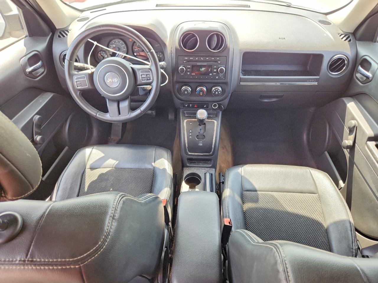 1C4NJPBAXHD161865 · 2017 JEEP PATRIOT · 8/12