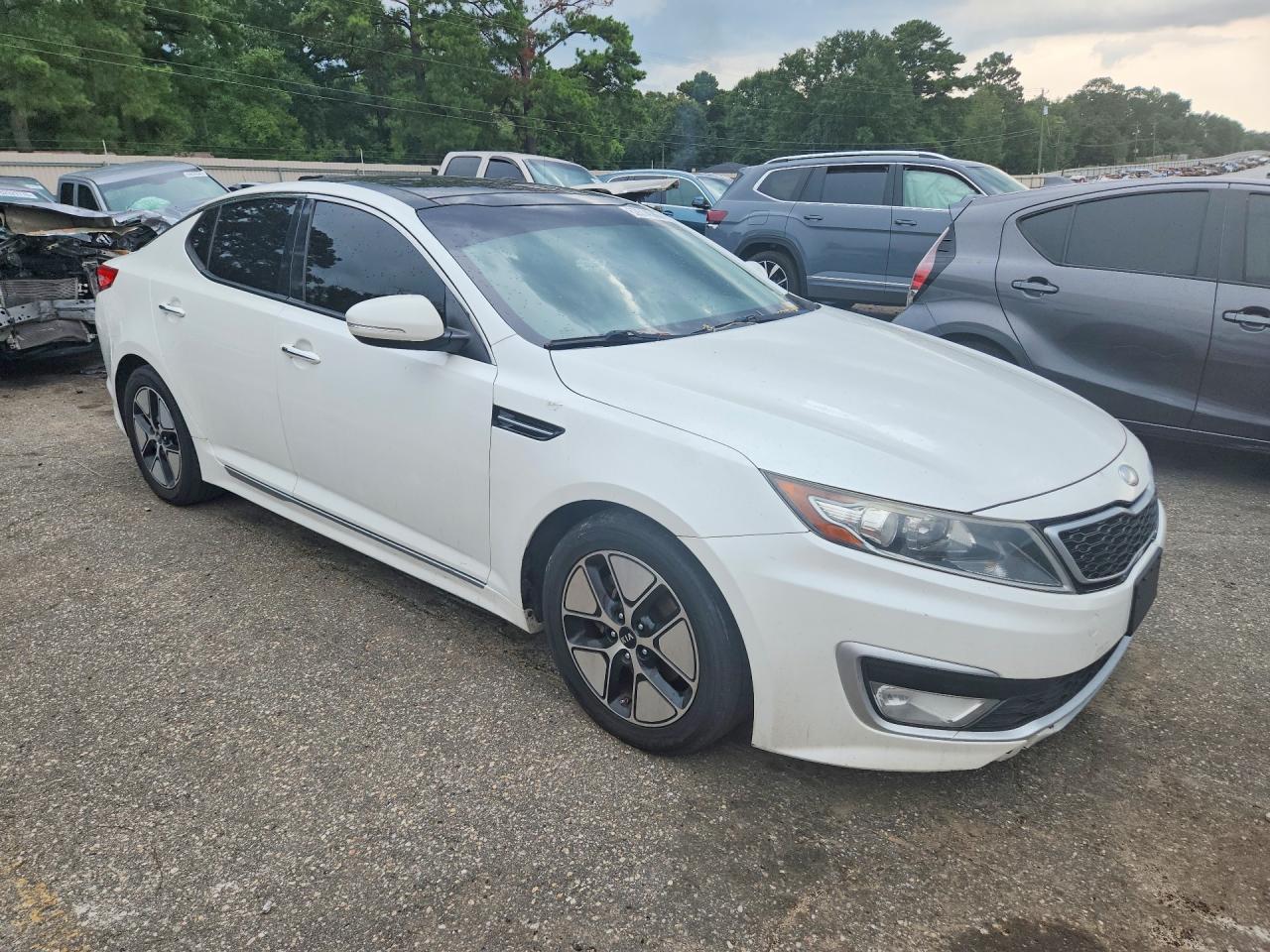 KNAGM4AD2C5031184 · 2012 KIA OPTIMA · 4/12