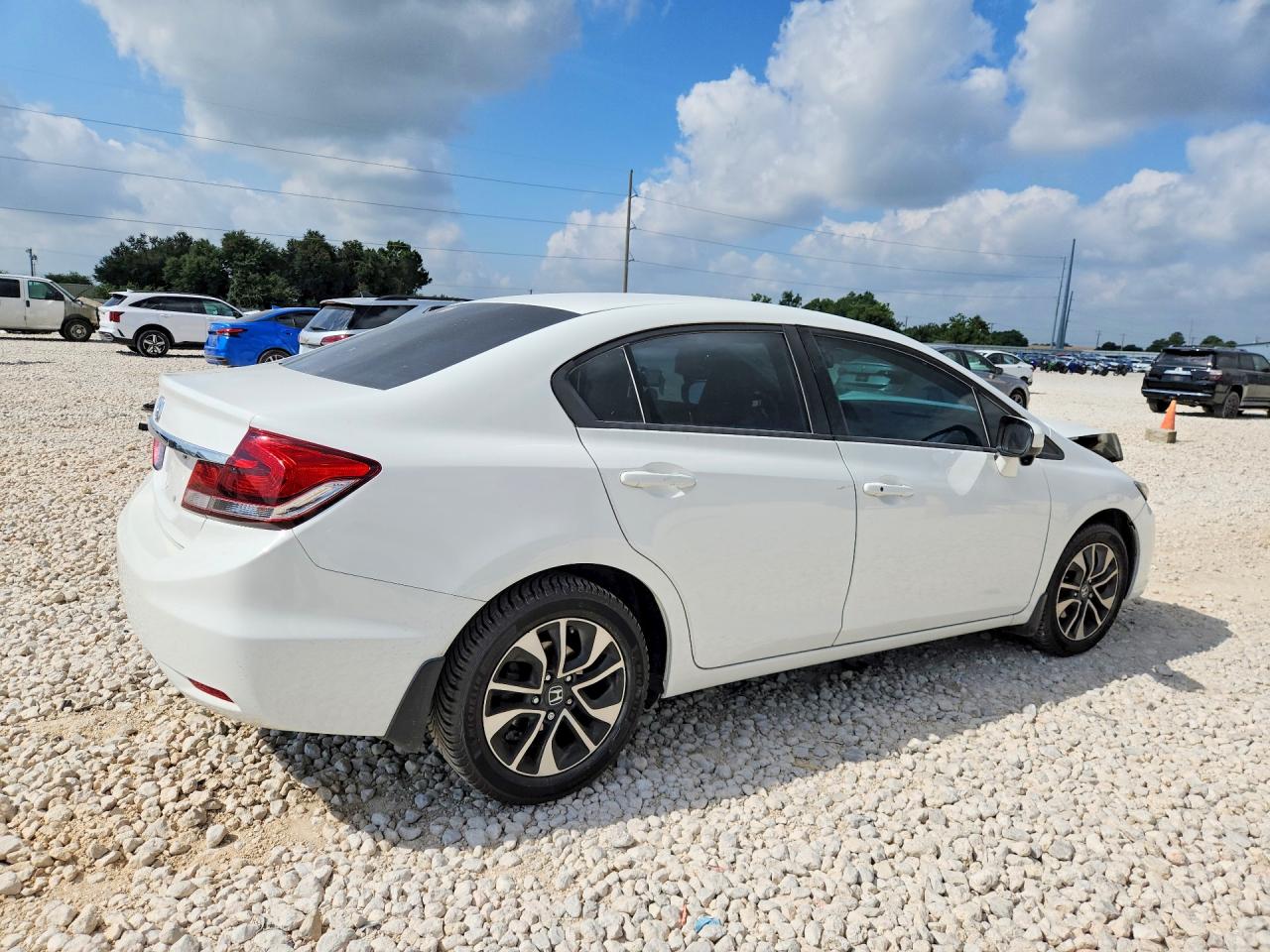 19XFB2F82FE208913 · 2015 HONDA CIVIC · 3/12