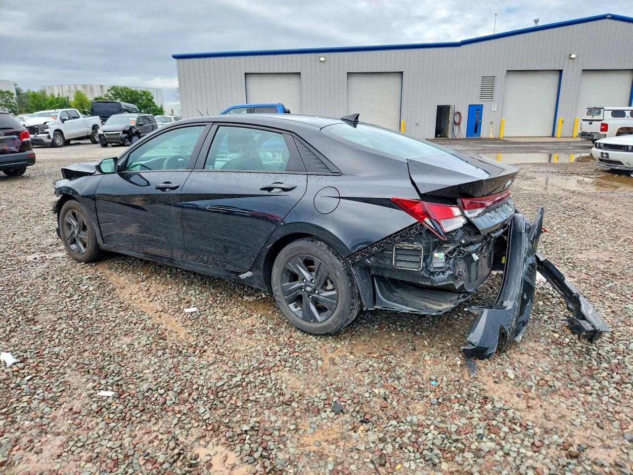 5NPLM4AG2NH069867 · 2022 HYUNDAI ELANTRA · 2/12