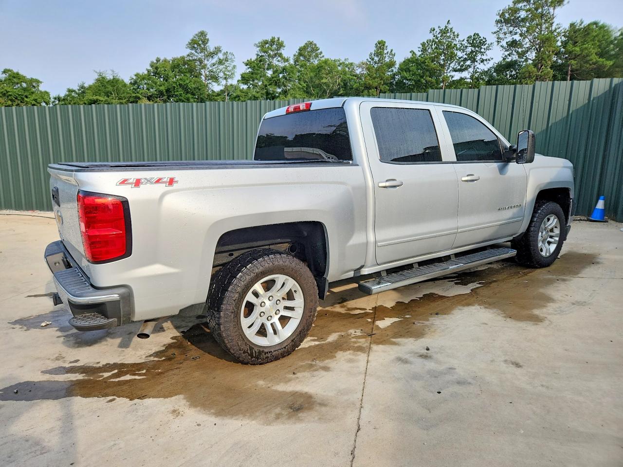 3GCUKREC1HG201111 · 2017 CHEVROLET SILVERADO · 3/12