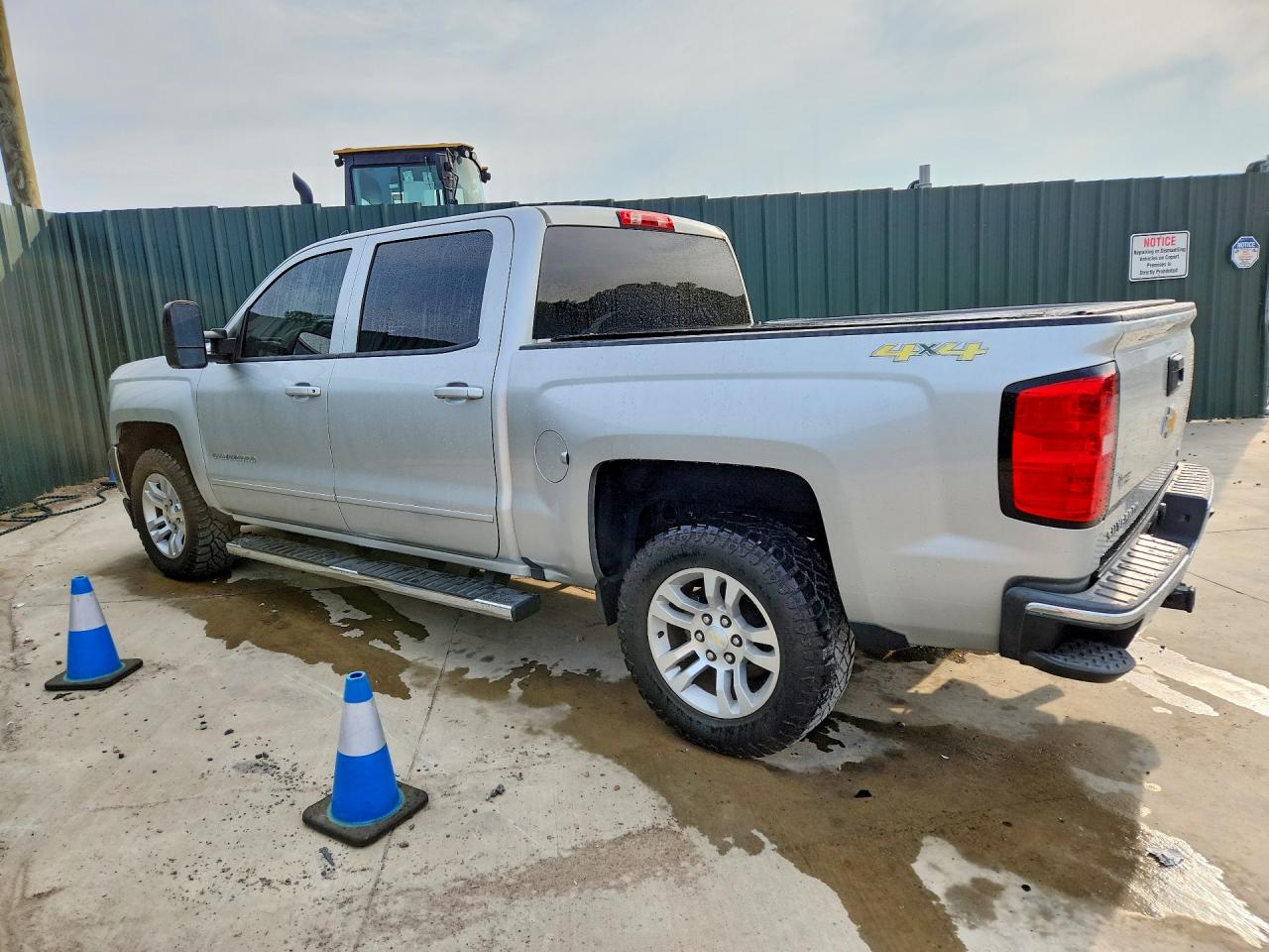 3GCUKREC1HG201111 · 2017 CHEVROLET SILVERADO · 2/12