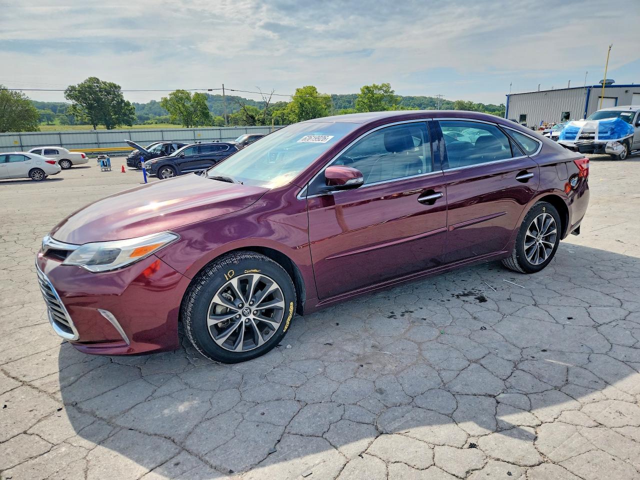 4T1BK1EB7JU269556 · 2018 TOYOTA AVALON