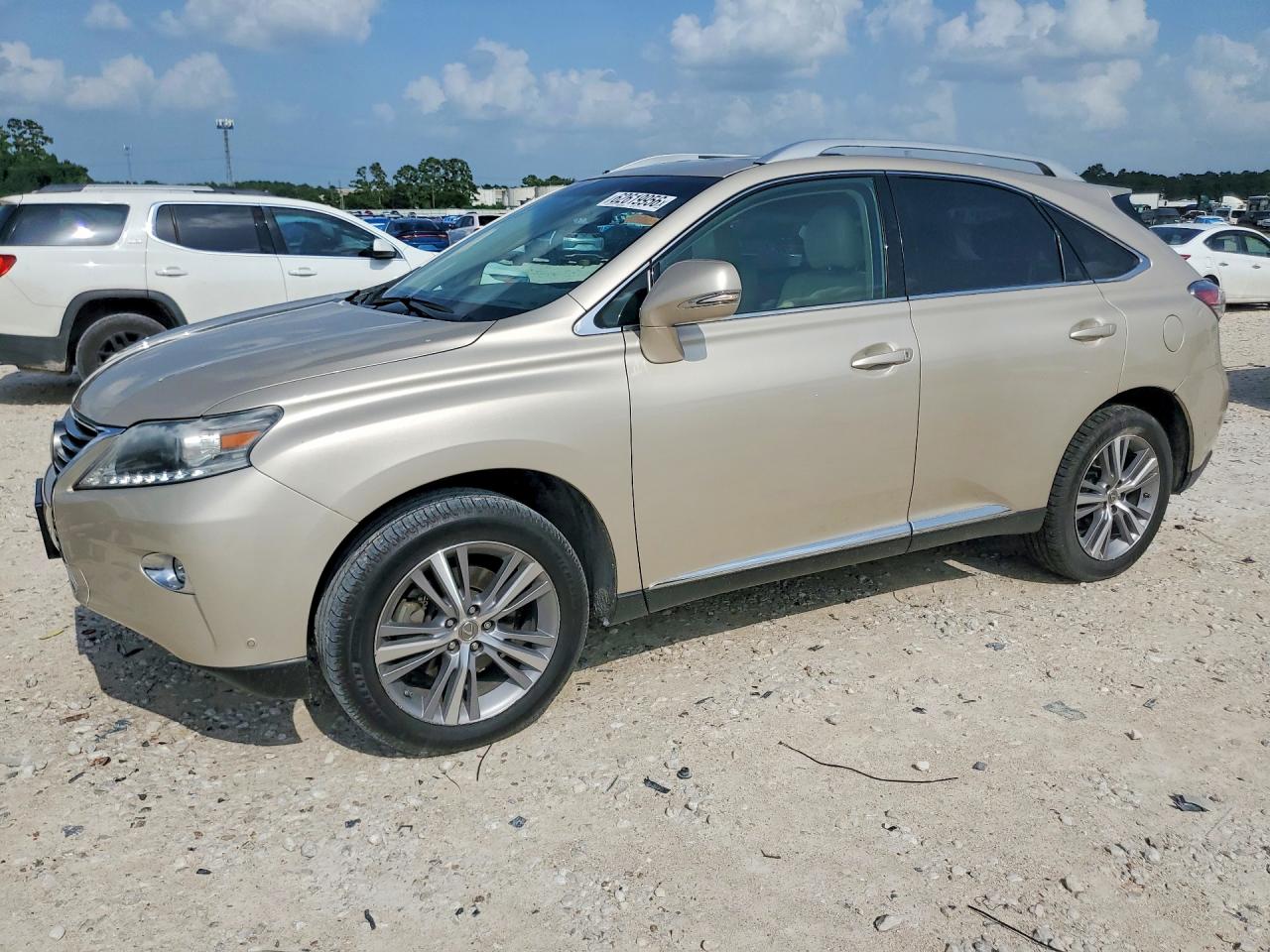 2T2ZK1BA7FC172226 · 2015 LEXUS RX 350