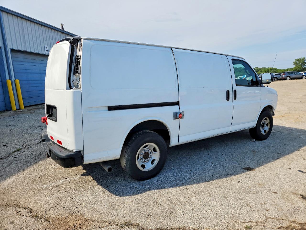 1GCWGAFF0H1278099 · 2017 CHEVROLET EXPRESS G2500 · 3/12