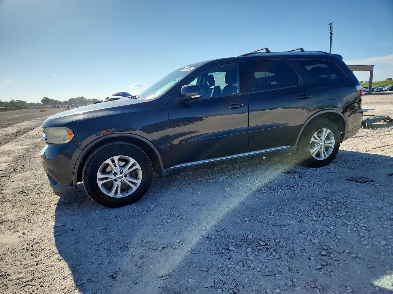 1D4RD4GG4BC729483 · 2011 DODGE DURANGO