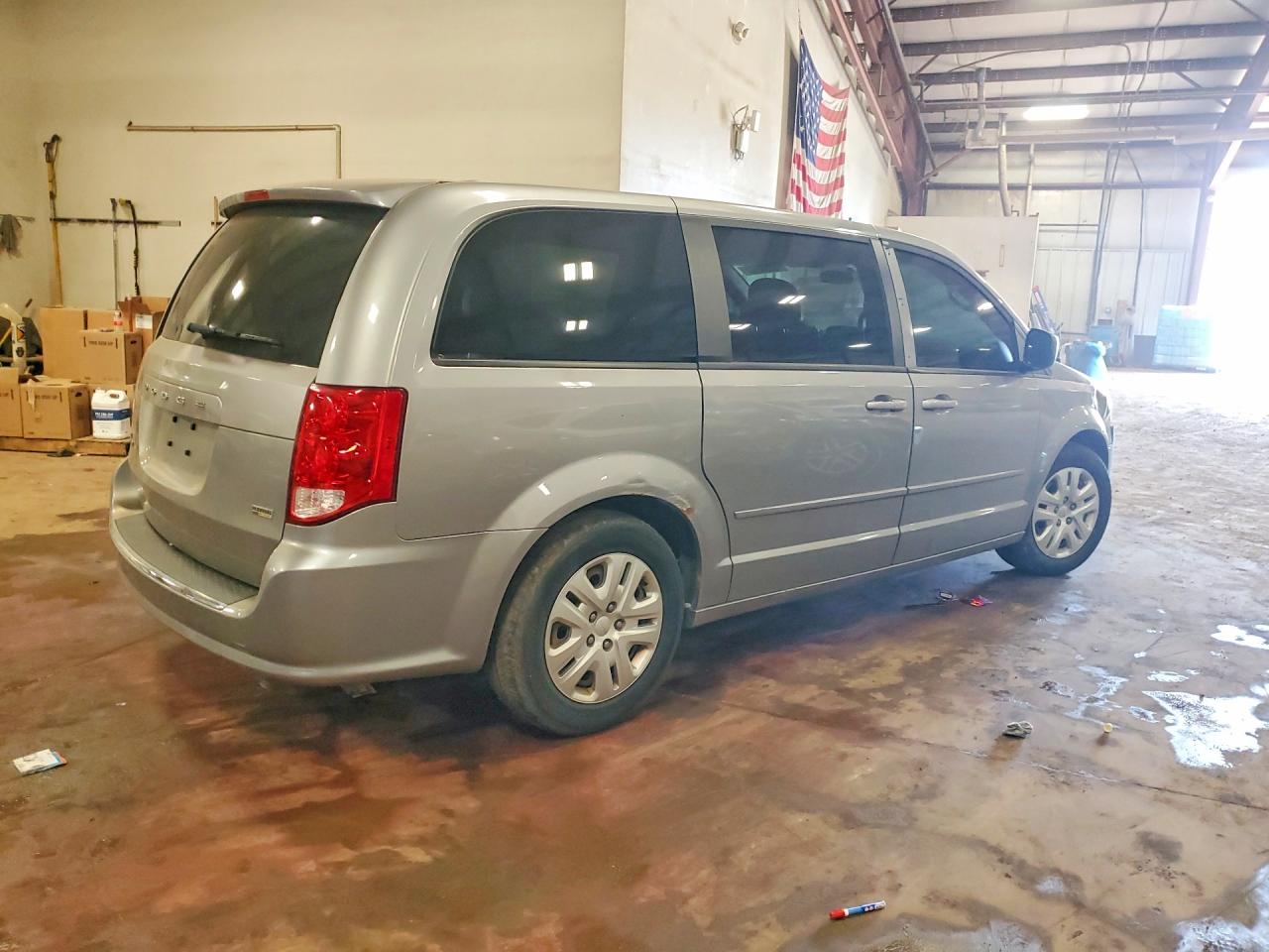 2C4RDGBG4GR115070 · 2016 DODGE GRAND CARAVAN · 3/13