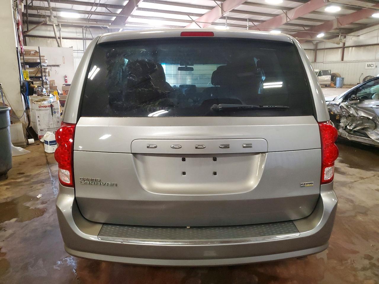 2C4RDGBG4GR115070 · 2016 DODGE GRAND CARAVAN · 6/13