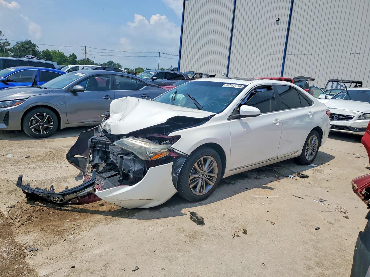 4T1BF1FK8GU580800 · 2016 TOYOTA CAMRY