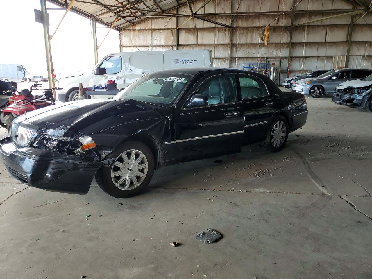 2LNHM82V09X610697 · 2009 LINCOLN TOWN CAR