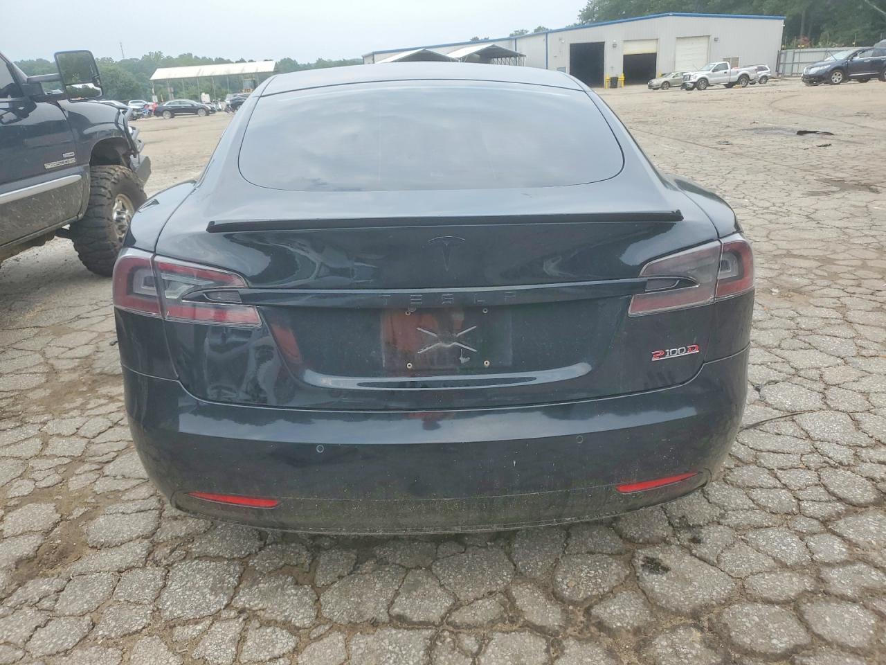 5YJSA1E2XHF189680 · 2017 TESLA MODEL S · 6/12