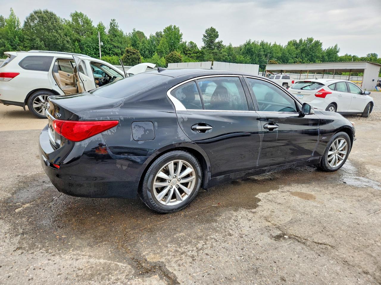 JN1CV7AR6HM682071 · 2017 INFINITI Q50 · 3/13