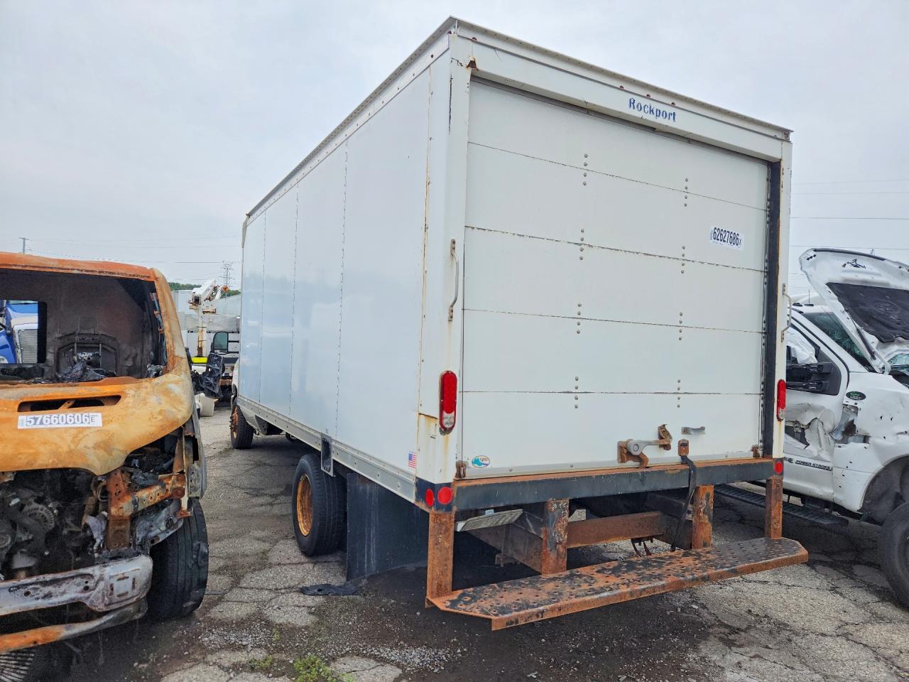 1FDWE3FS5HDC01088 · 2017 FORD E350 · 2/13