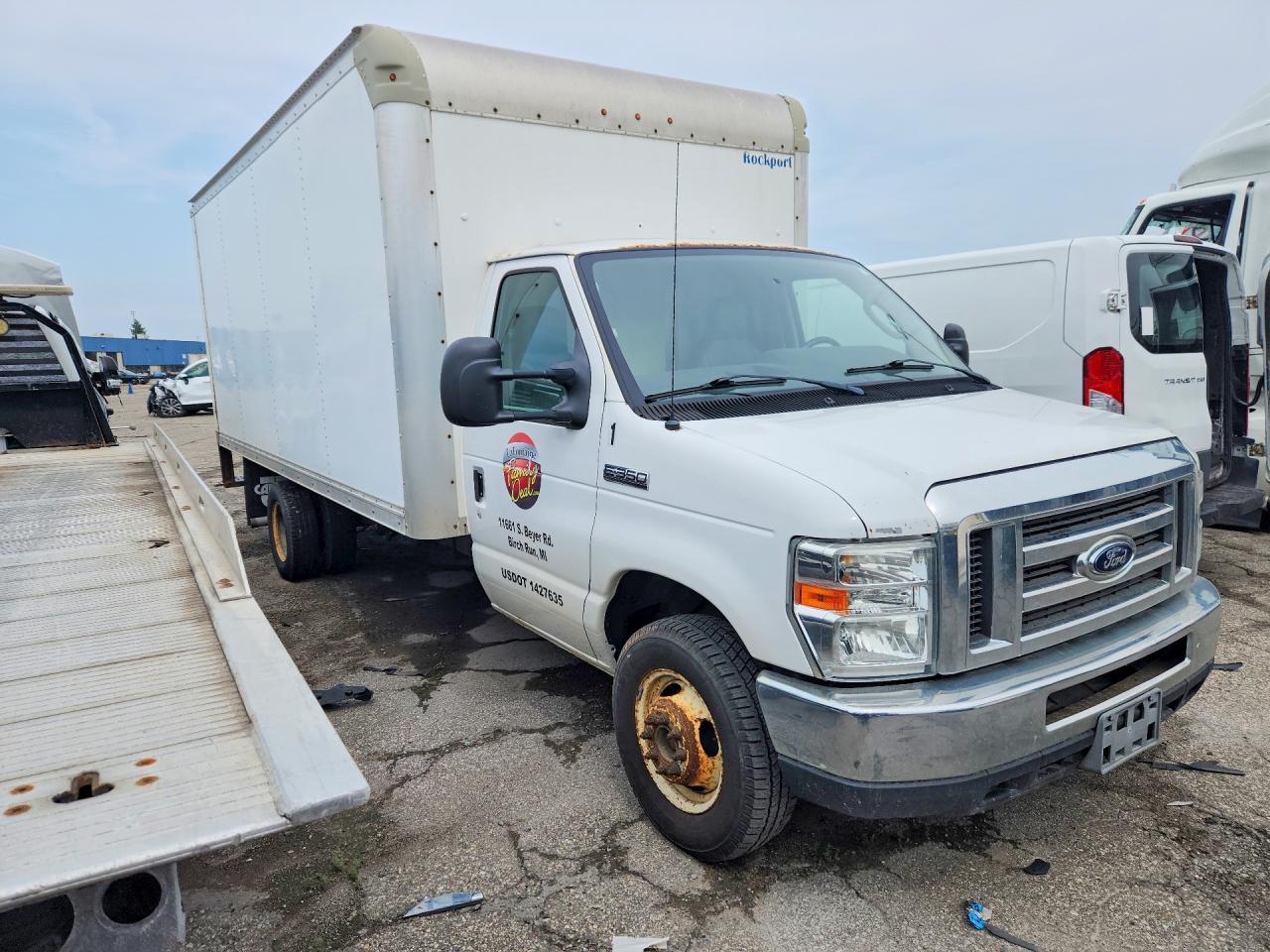 1FDWE3FS5HDC01088 · 2017 FORD E350 · 4/13