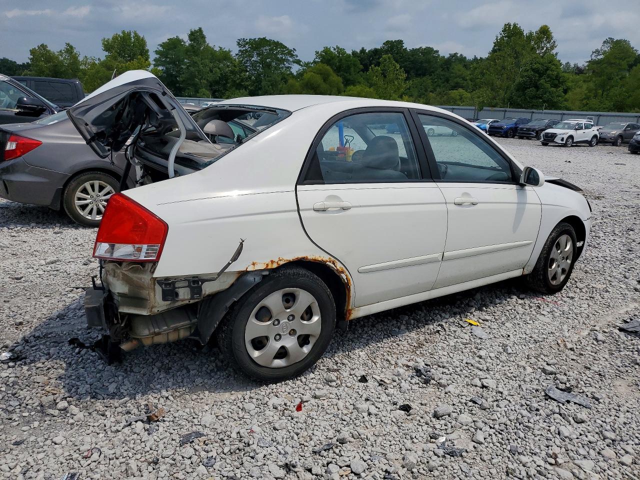 KNAFE122X85518368 · 2008 KIA SPECTRA · 3/13