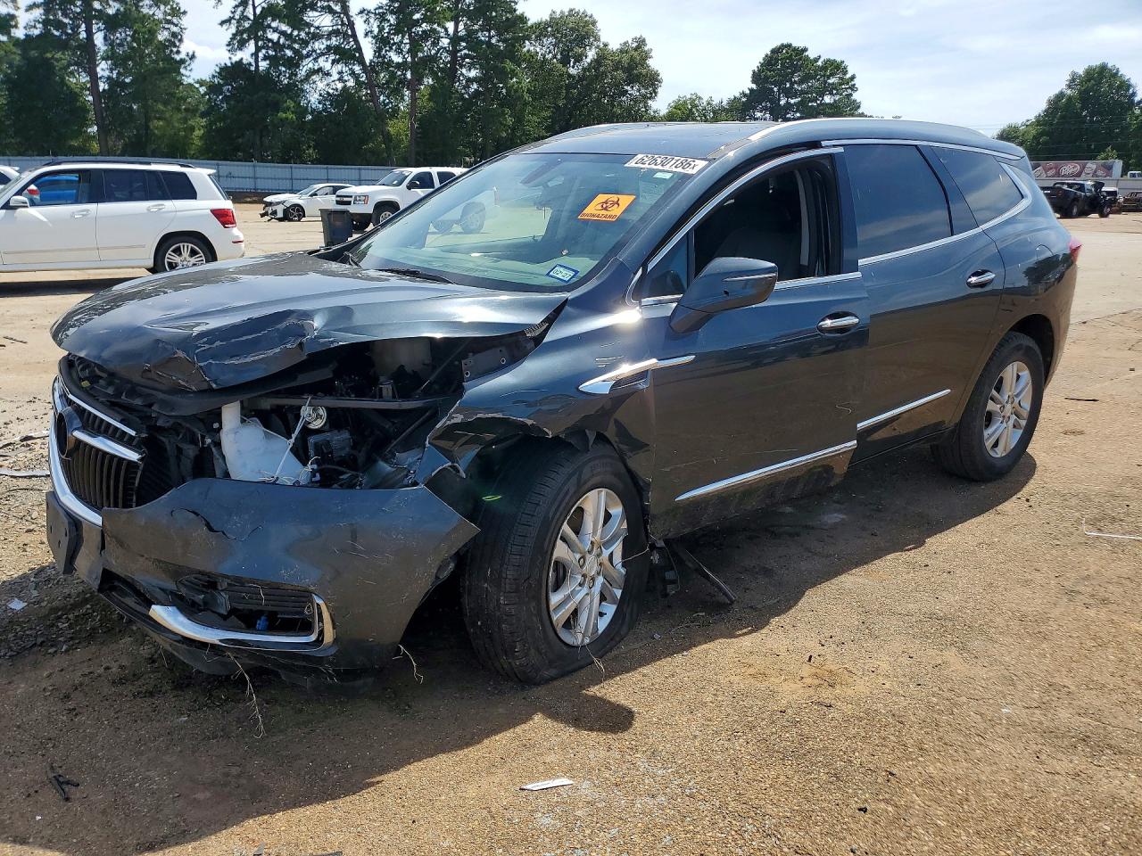 5GAERBKW8JJ260362 · 2018 BUICK ENCLAVE