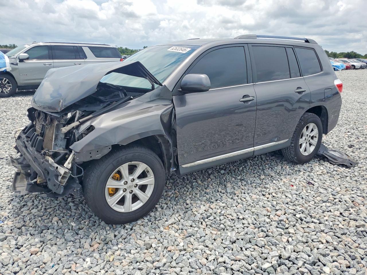 5TDZK3EH3DS111226 · 2013 TOYOTA HIGHLANDER