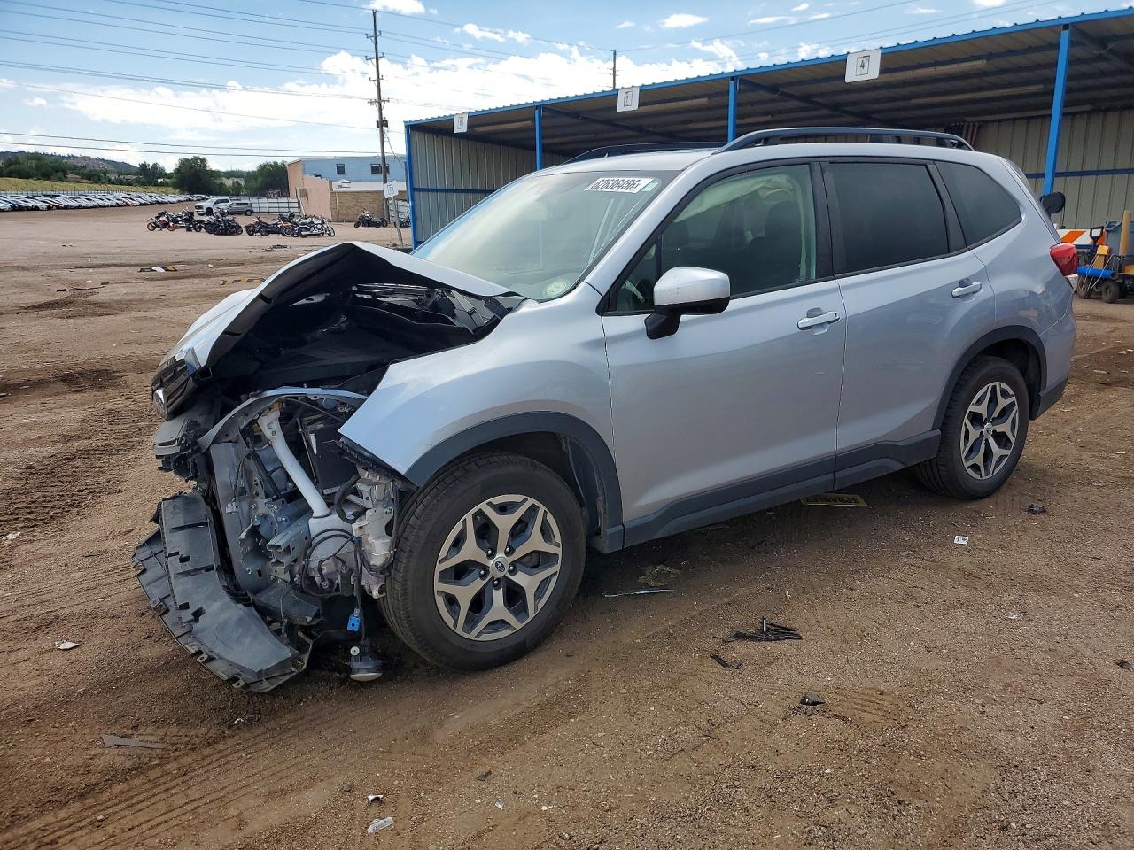 JF2SKAEC2NH507214 · 2022 SUBARU FORESTER