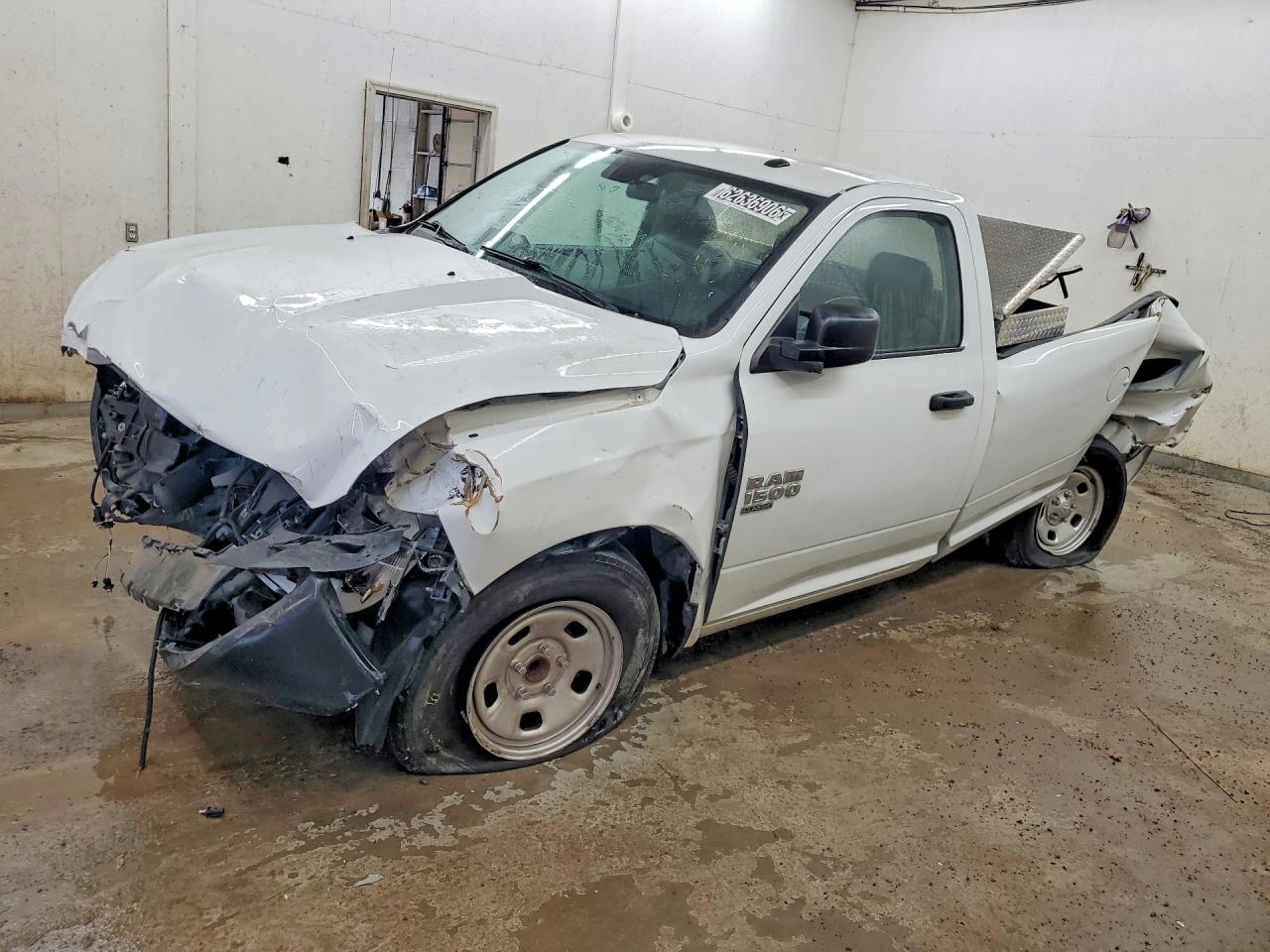 3C6JR6DG0PG550316 · 2023 RAM 1500 CLASSIC
