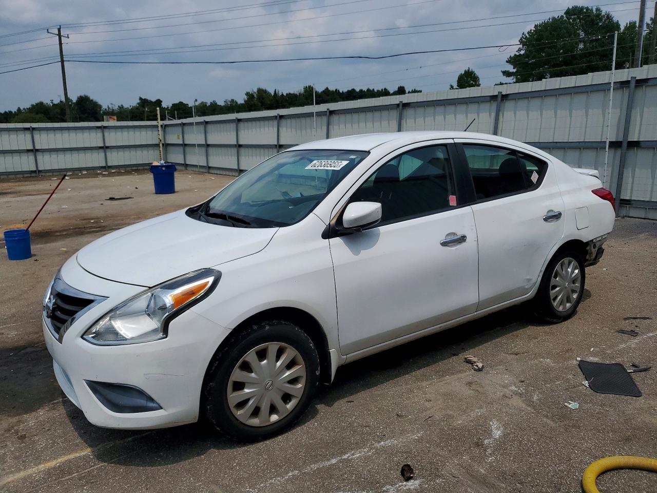 3N1CN7AP7KL810446 · 2019 NISSAN VERSA